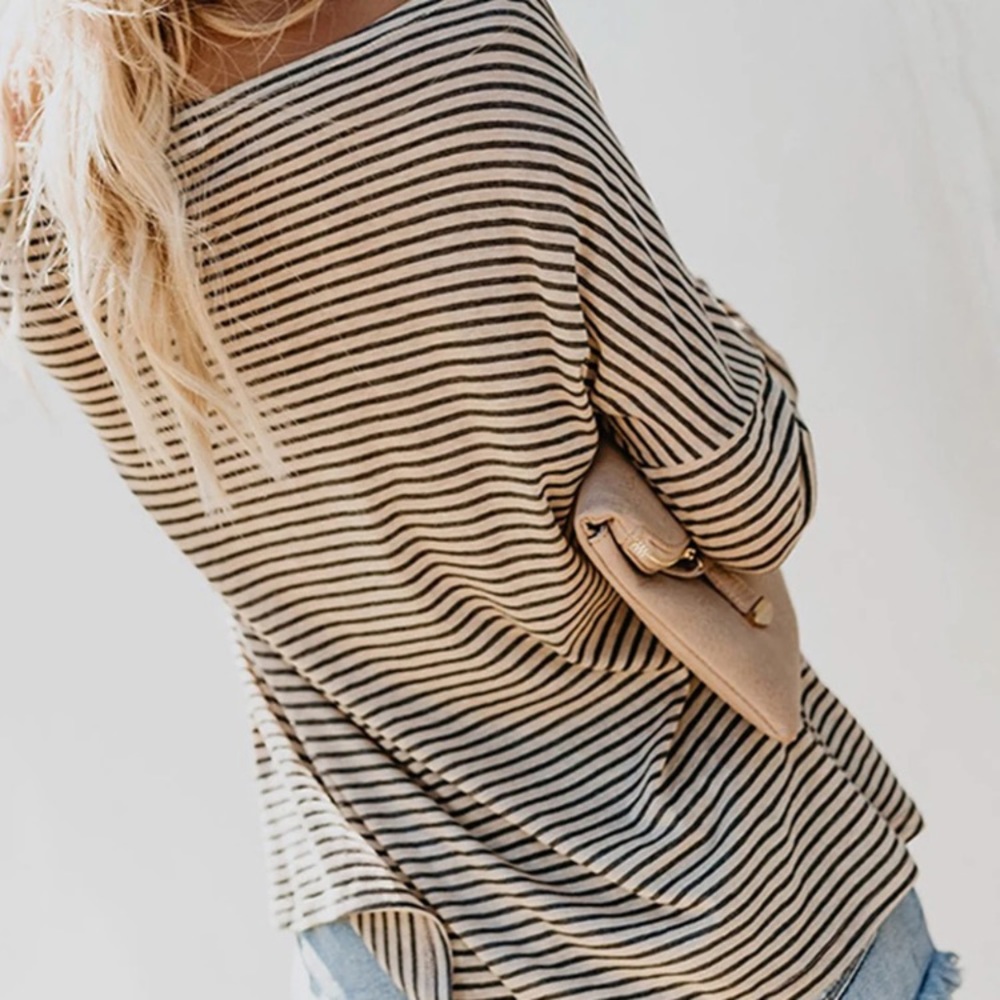 ⭐️ striped comfy top - Picture 2 of 2
